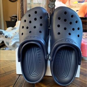 Crocs Mens 5/Womens 7